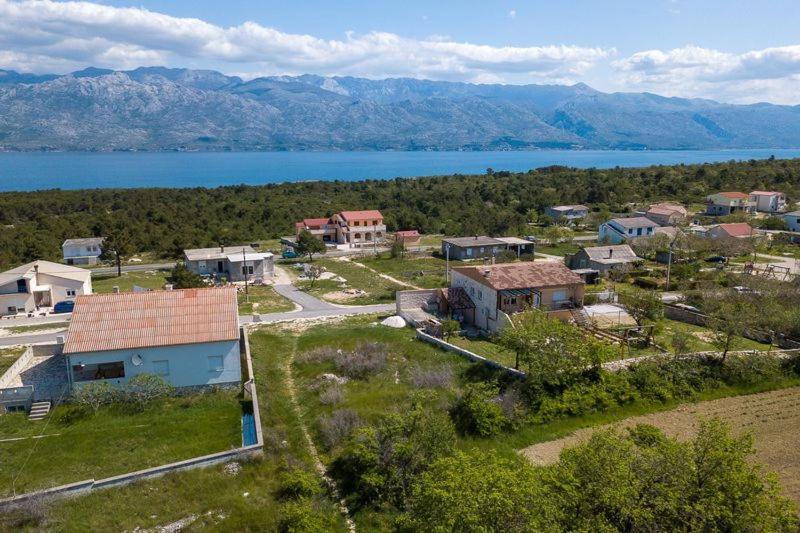 Apartment T And T Razanac
